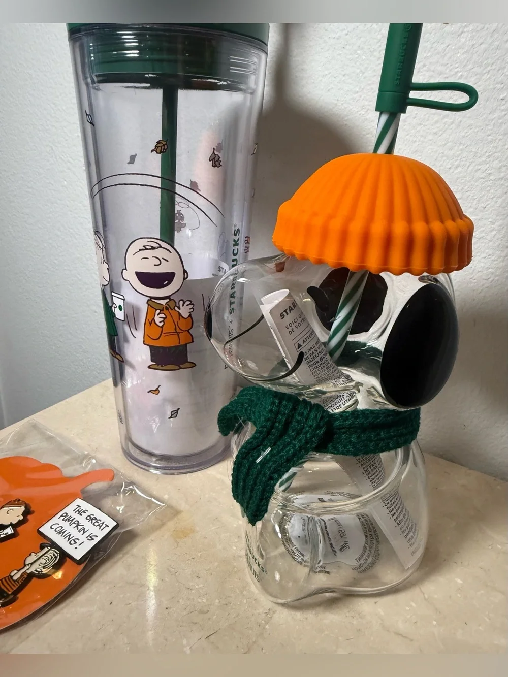 (3 item)Starbucks cold cup glass Snoopy, Great Pumpkin 24oz timber and Pin set
